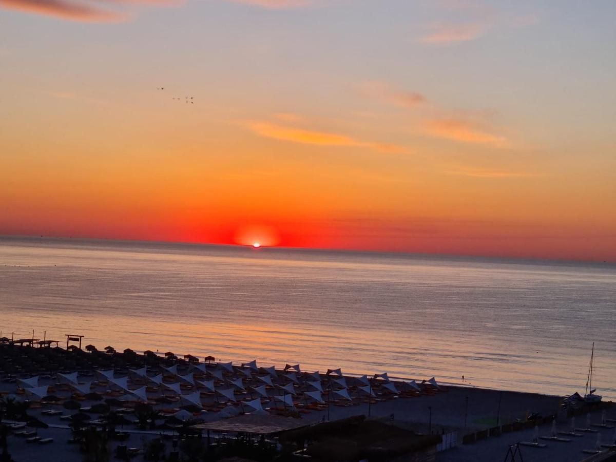 Bluemarina Apartamente Mamaia Luaran gambar